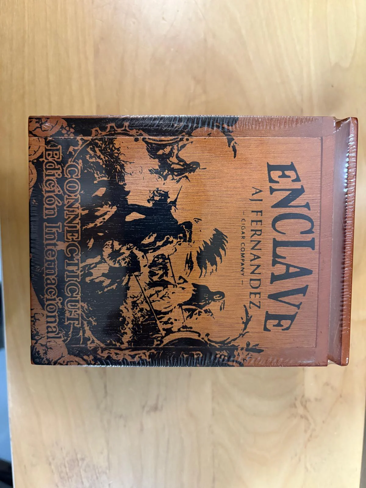 AJ Fernandez - Enclave Connecticut Edicicion Internacional Robusto 5 x 52 20 stick box - Image 3