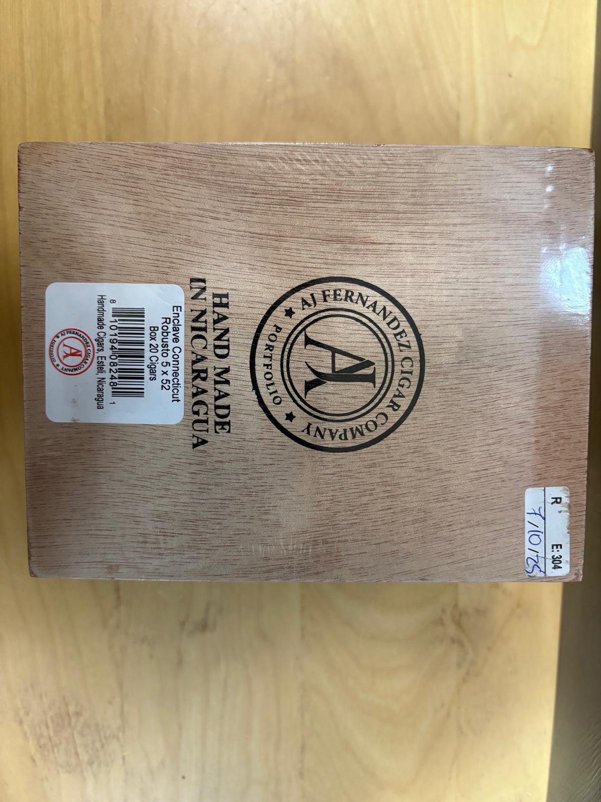 AJ Fernandez - Enclave Connecticut Edicicion Internacional Robusto 5 x 52 20 stick box - Image 4