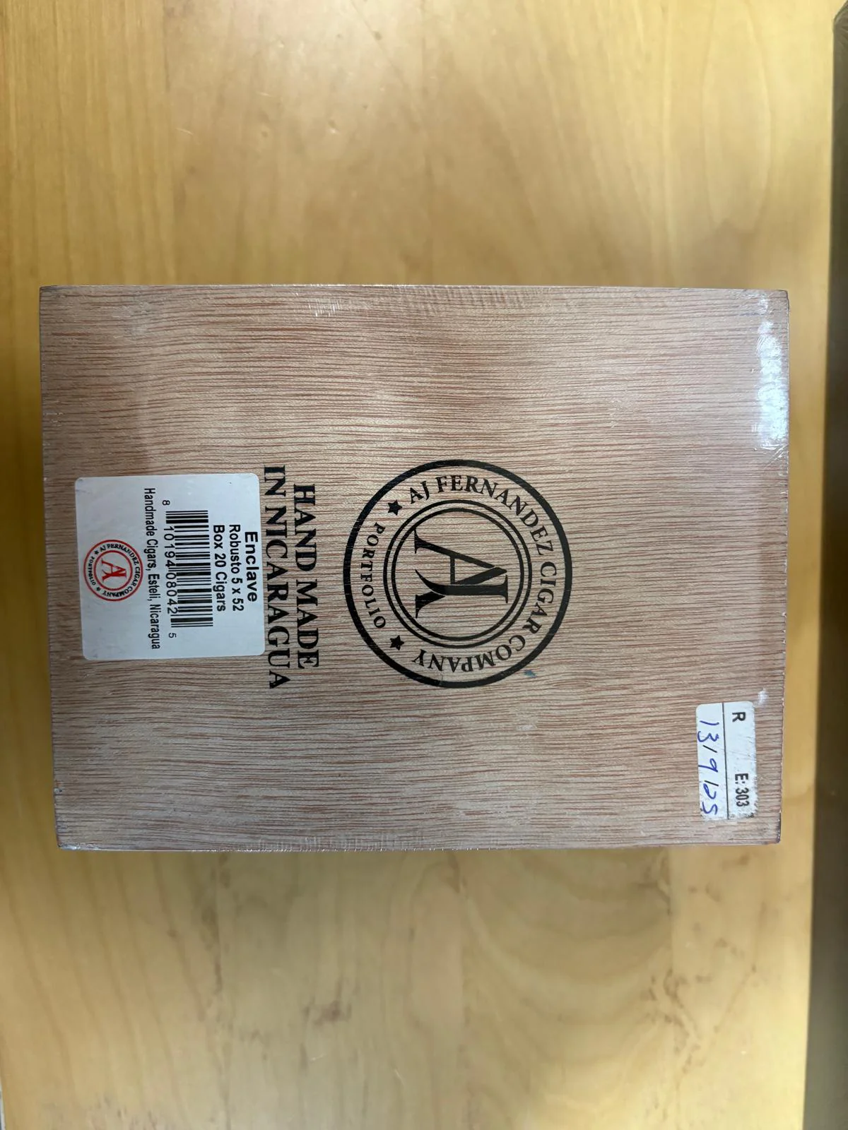 AJ Fernandez - Enclave Robusto 5 x 52 20 stick box - Image 4